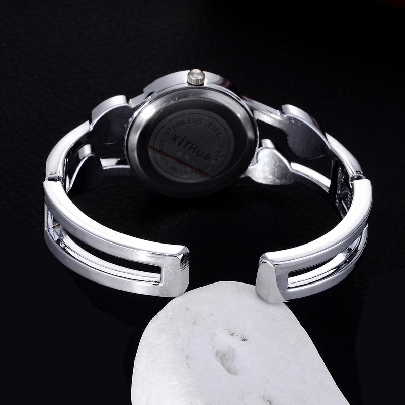 UTHAI Watch For Women Fashion Steel Band Light Luxury Bracelet Korean Version Love Girl Student Quartz Wristwatches Gift