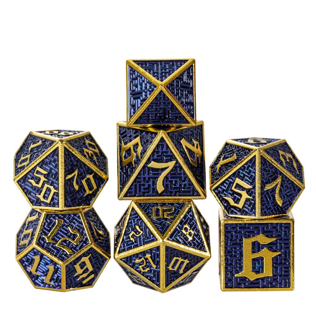Cusdie DND Labyrinth Metallwürfel Massiv D4-D20 Polyederwürfel Set mit einzigartigem D4 für Rollenspiel Pathfinder Brettspiele TRPG