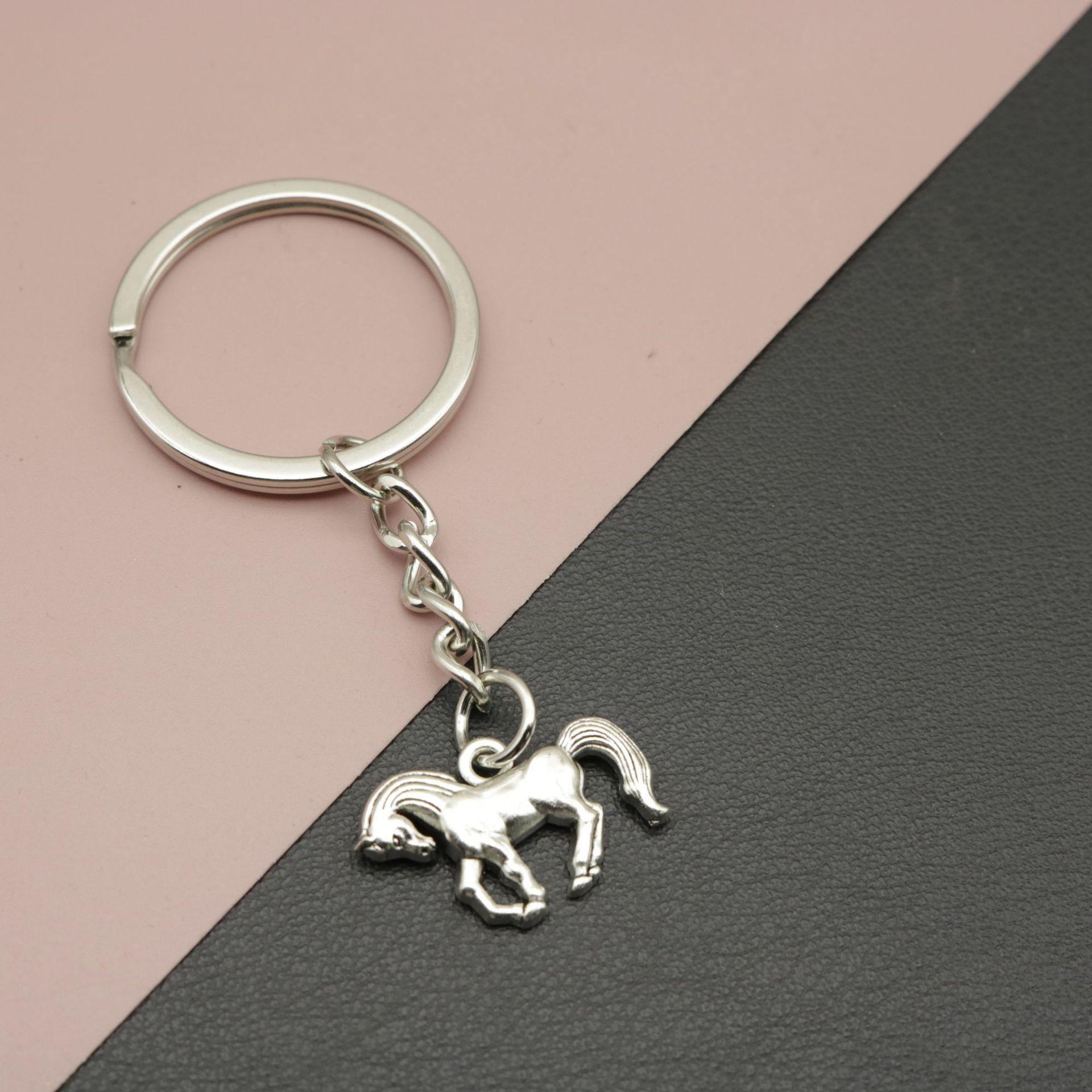 Xiyin Simple Horse Keyring Pendant