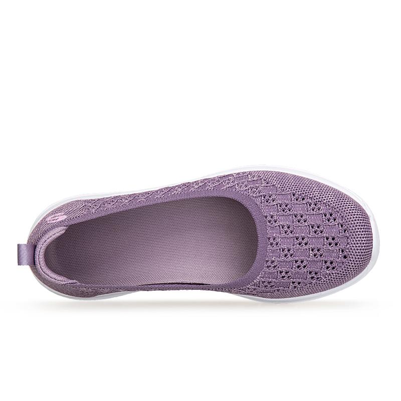 2025 Old Beijing Cloth Shoes Womens Flat-soled Fly woven Shoes Womens Spring and Autumn One-pedal Middle aged Mother Shoes