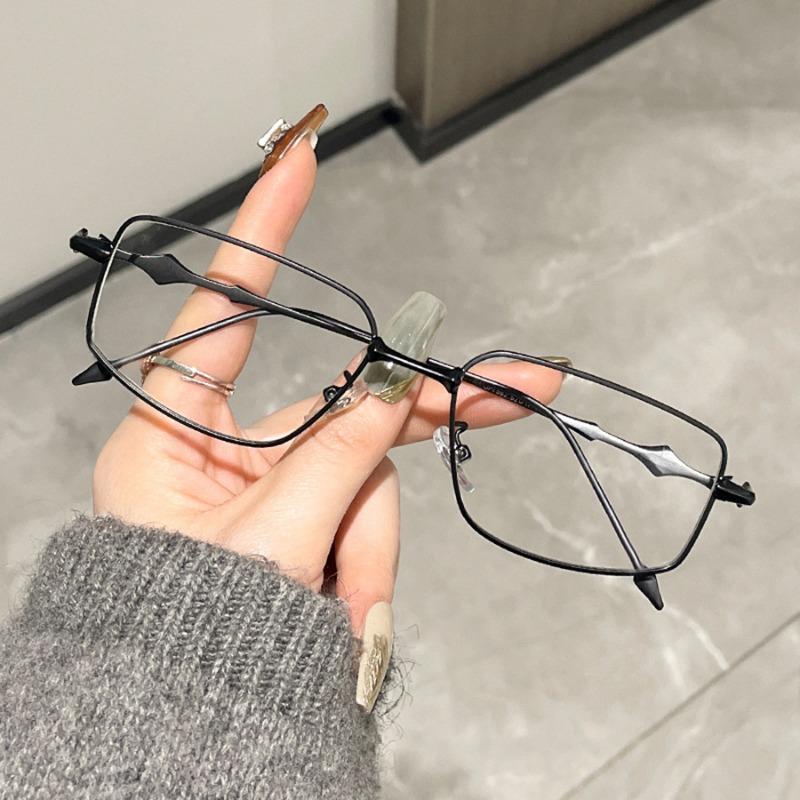 New Fashion Eyeglasses Frames for Women Men Silver Rectangle Glasses Anti Blue Light Small Square Sunglasses with Metal Frame