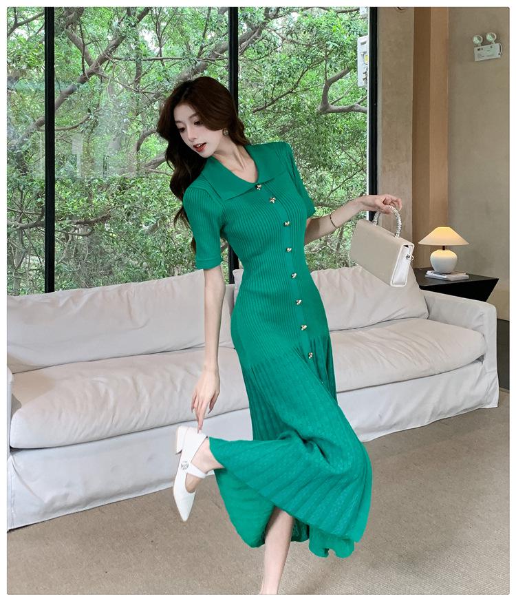 2026 Summer Korean Style Women's Polo Collar Short Sleeve Wool Knit Dress, Waist-Cinching, Slimming Long Dress.
