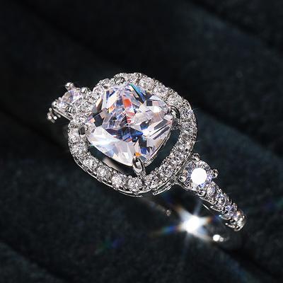 Nye Luksuriøse Bruderinger Sølvfarge AAA Hvit Kubisk Zirkonia BryllupsForlovelsesringer for Kvinner Høy Kvalitet Statement Smykker