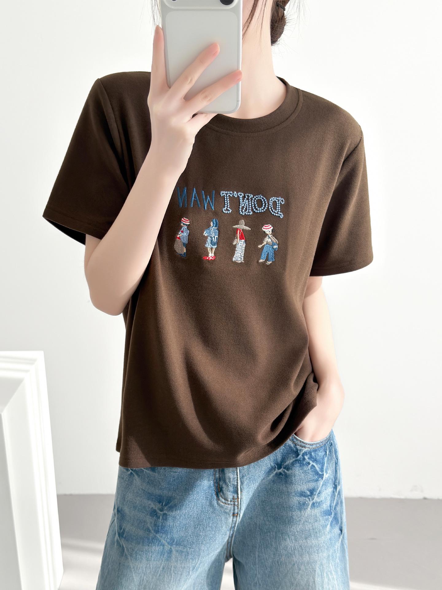 

Women s White Short-Sleeve Cartoon Embroidery T-shirt, Summer 2026 Loose Fit, Round Neck Base Layer One Size