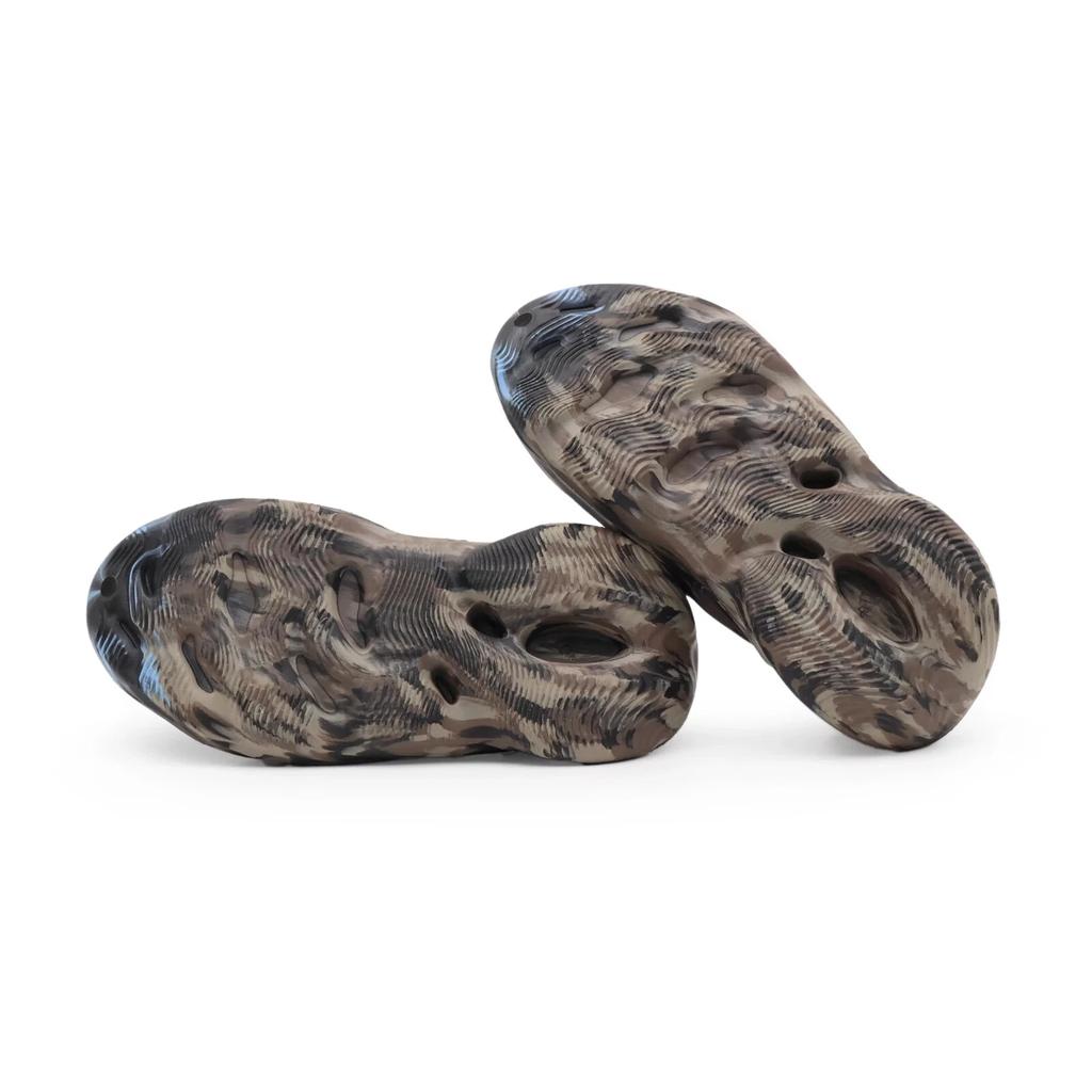 ID4126 adidas Yeezy Foam Runner MX Cinder (Masculino)