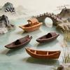 Ornement de Bateau Style Fait Main 2 Pièces Figurines Miniatures pour Accessoires de Jardin de Fées, Mini Décoration en Résine Modèles de Navires DIY Micro Paysage, Bac à Sable,