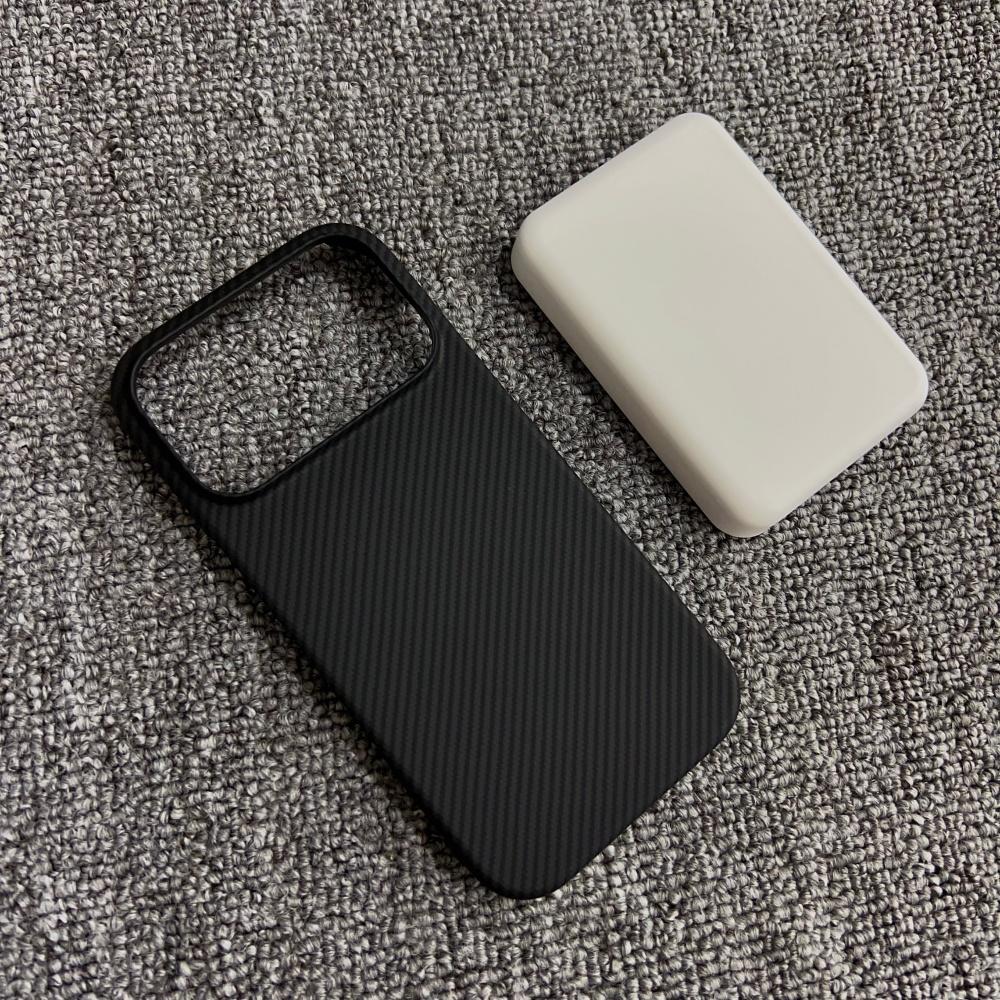 Official Carbon Fiber Pattern Magnetic Case for iPhone 17 Air Pro Max 17Pro 17Promax For Magsafe Wireless Charging Thin Funda