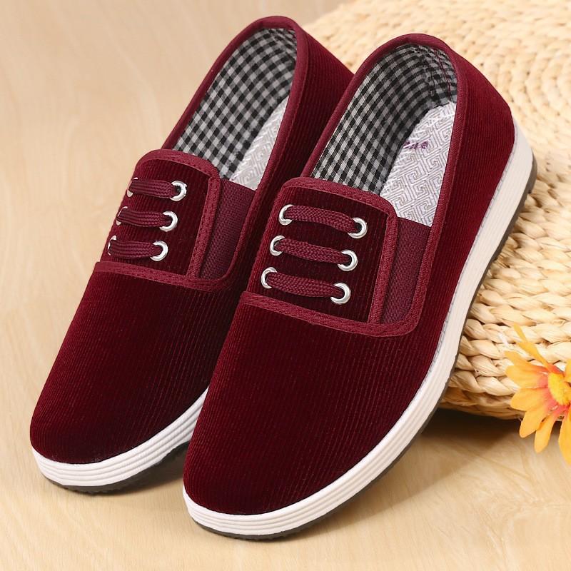 Spring and autumn new couple cloth shoes fashionable velvet black cloth shoes ultra-light wear-resistant shoes versatile elastic cloth shoes