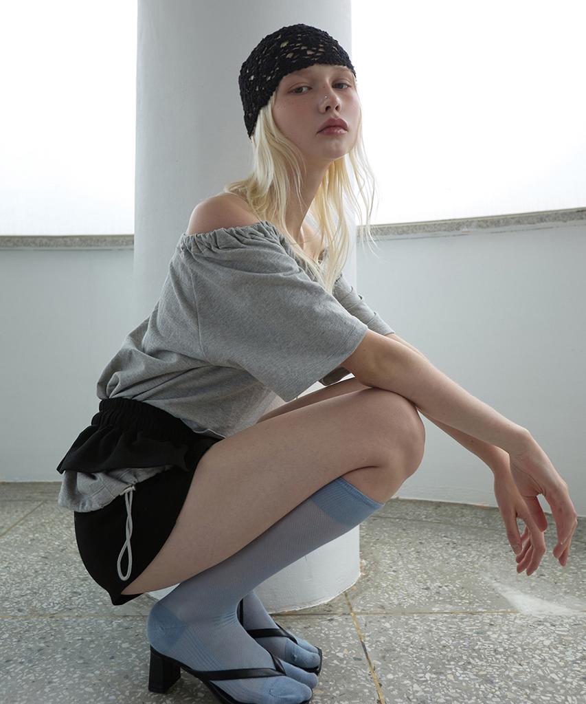 Lense Drawstring Off Shoulder Tee Melange Gray