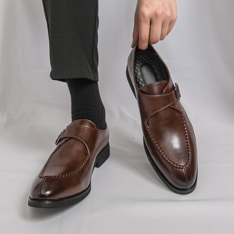 Fashion Britain Gentleman Monk Strap Loafers Men's Pointed Toe Patent Leather Shoes Designer Formal Wedding Dress Homecoming Footwear