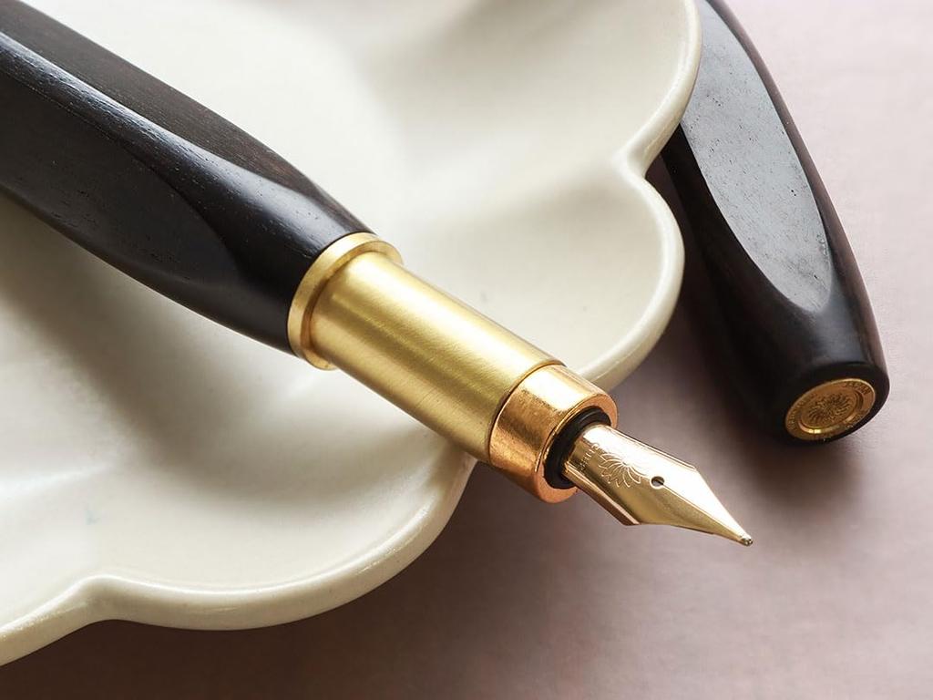 WANCHER World Hexagonal Fountain Pen Medium Tree/Legend/Ebony (M Nib)