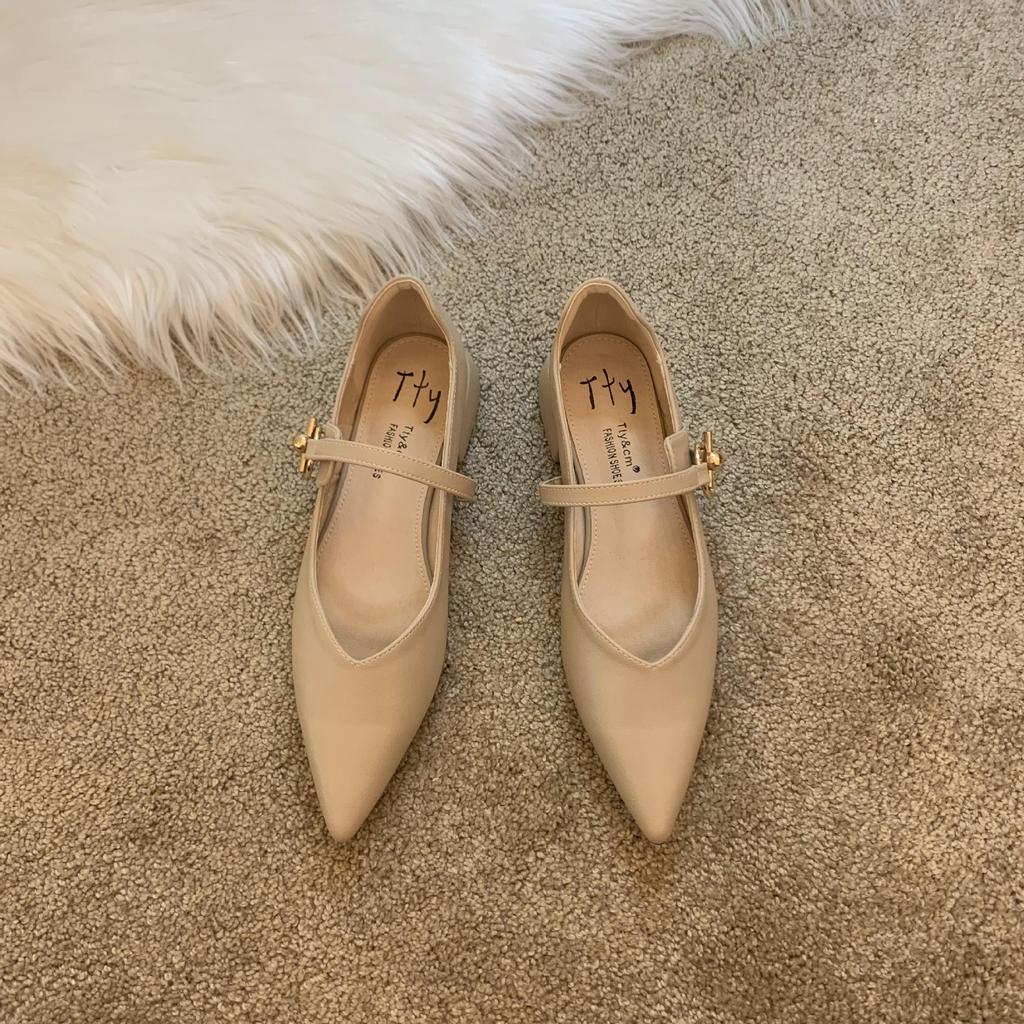 Design sense niche low-heeled shoes retro single shoes thick heel buckle belt women's shoes