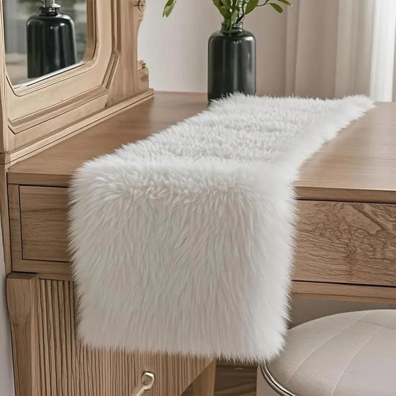 

Winter Warm White Fluffy Fleece Table Runner Christmas Holiday Table Decor with Plush Dining Cloth for Kitchen Living Room Kerst 30x120cm белый