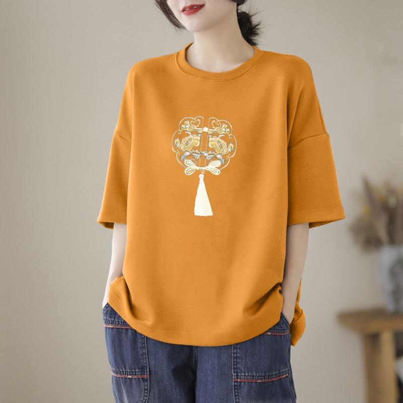 Женская футболка с вышивкой китайским узлом и спущенным плечом XS