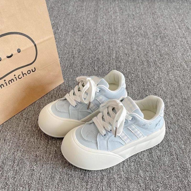 High-value platform white shoes women's new casual board shoes trendy versatile niche bread shoes