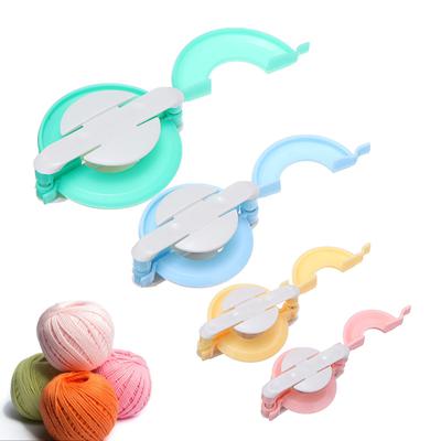 4pcs New Plastic Pom Pom Ball Makers Set Pom-Pom Ball Making Kit Make Pompoms