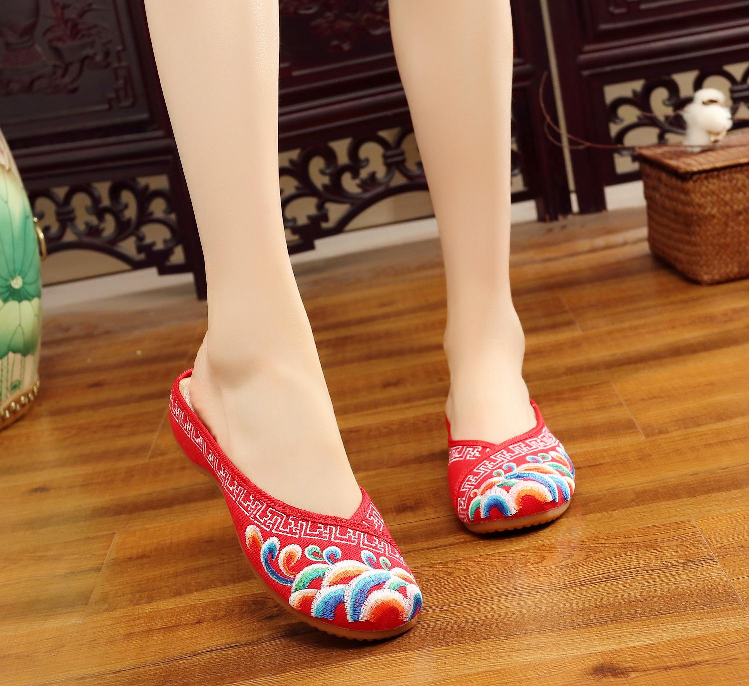

Китайский стиль ретро, волнообразная походка, тапочки, вышитые тканевые туфли, свадебные туфли в этническом стиле, подошва из говяжьих сухожилий, ленивая девушка в кадриль 41