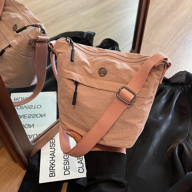 Simple and Ultra-light Niche Bag Summer Nylon Sports Gym Bag One-shoulder Crossbody Cloth Bag Lightweight and Simple Cloth Bag