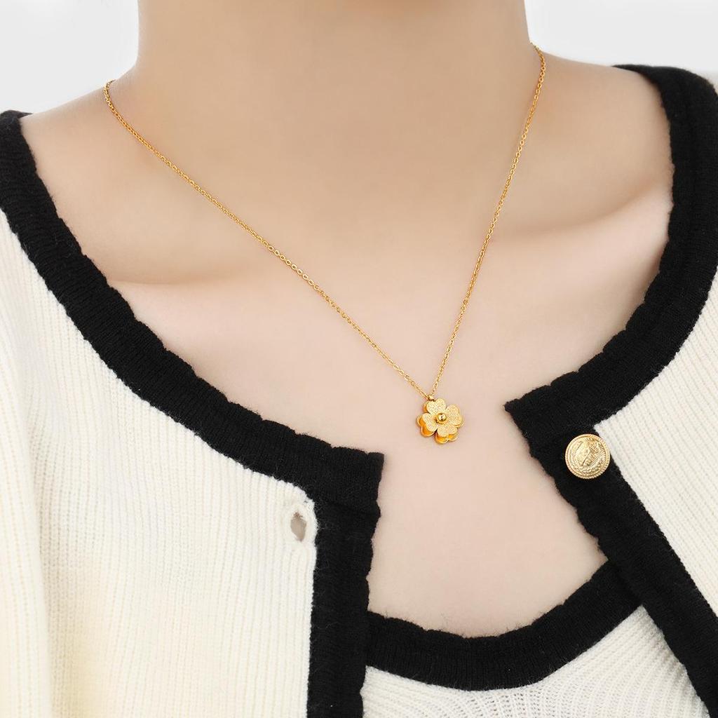 Minimalist Double-Layer Frosted Single-Bead Clover Flower Titanium Steel Necklace for Women