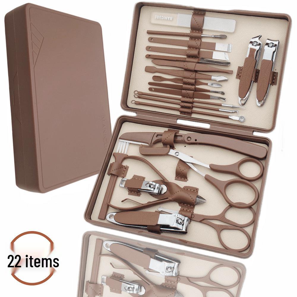 28-teiliges Edelstahl-Nagelpflege-Set: Enthält Nagelscheren, Nagelhautzangen, Pediküre-Werkzeuge, einen Augenbrauentrimmer und eine Pinzette in einem braunen Etui.