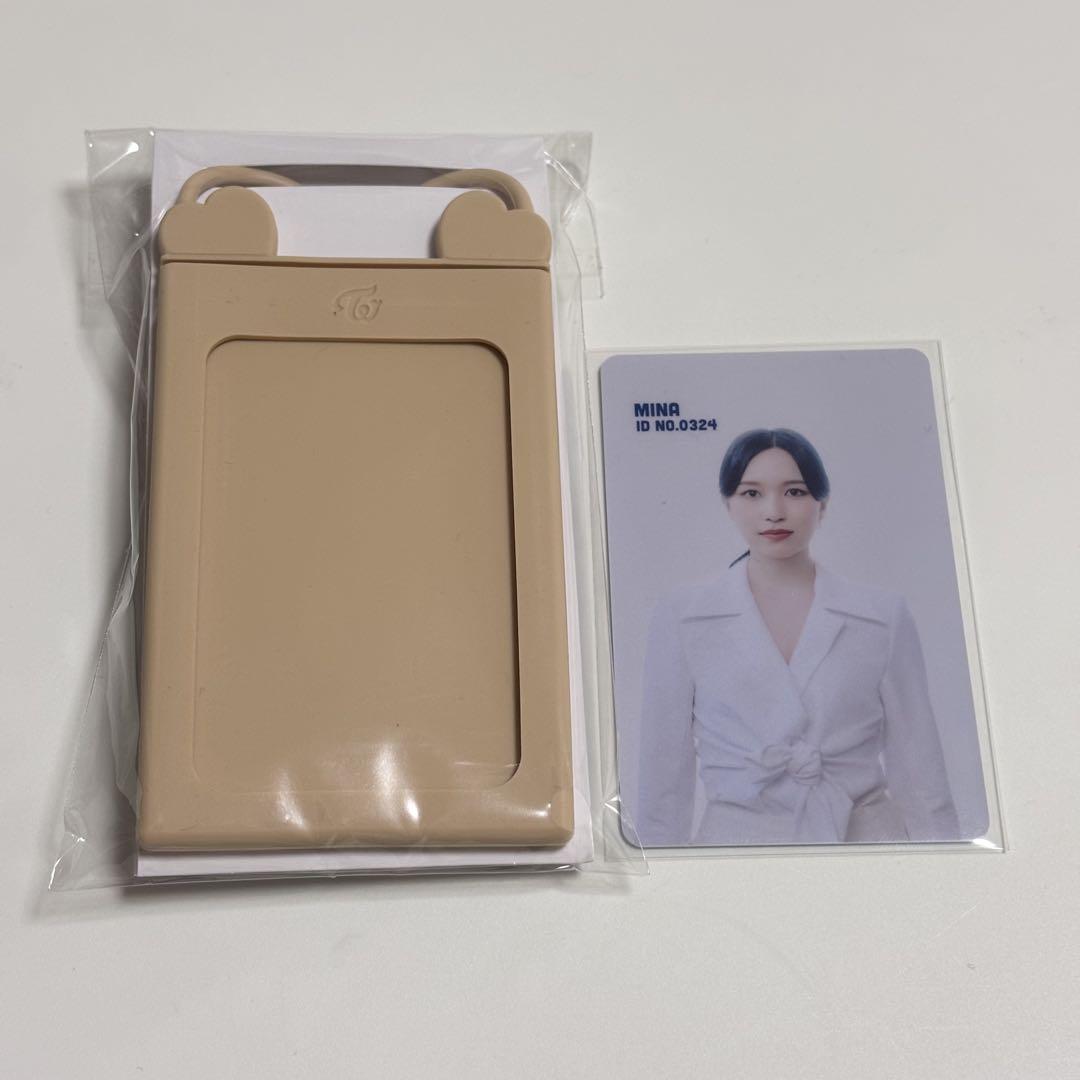 

[USED] Twice Seagreen ID Card Holder Mina