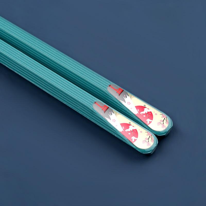 

Палочки для еды из сплава в японском стиле с острыми нескользящими палочками для суши, бытовые, одна пара разноцветных палочек для еды на одного человека синий