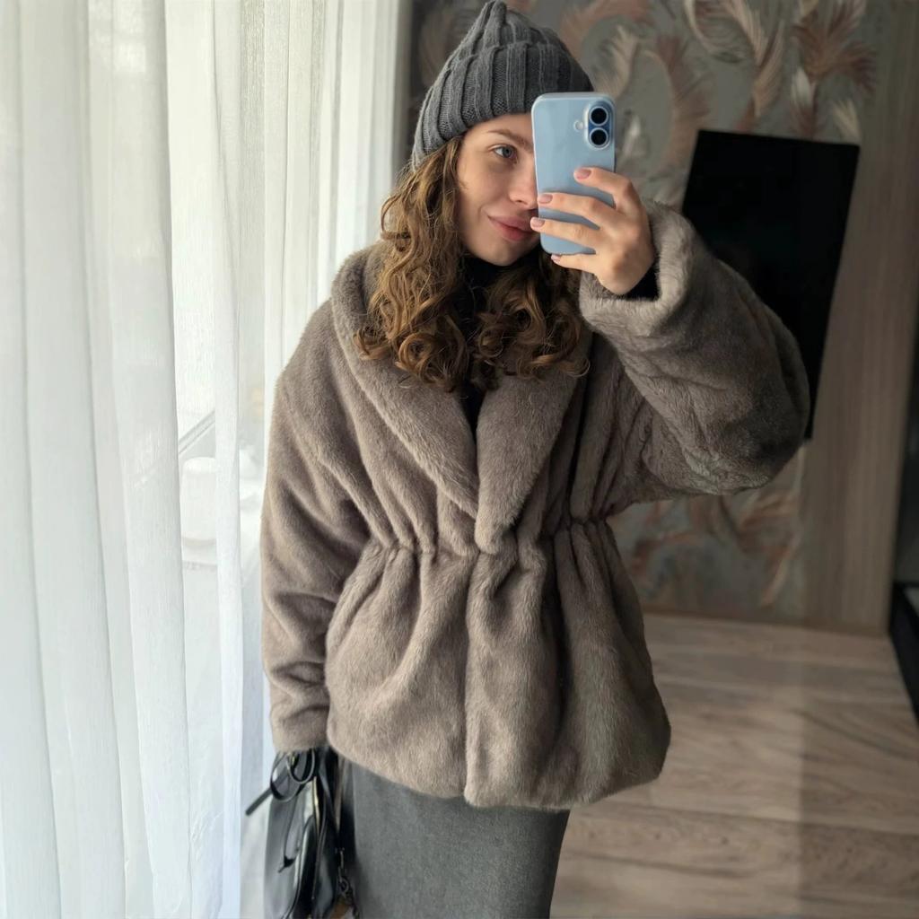 Autumn and winter thickened high-quality mink hair jacket waist slim green fruit collar imitation fur coat warm fur top women