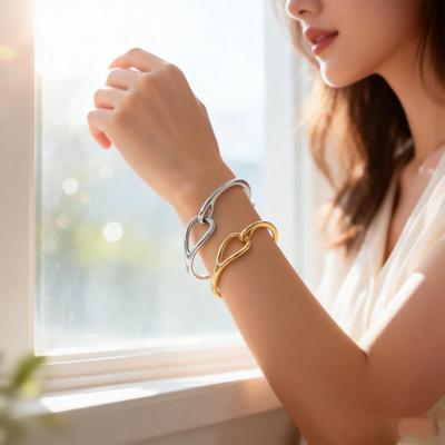 Golden Vintage Stainless Steel Bracelets Stackable Cuff Jewelry Women Men Fashion Simple Bangle Classic Accessories