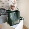 Borsa a mano vintage in pelle di alligatore Borsa a spalla Borsa a tracolla Moda Borsa a secchiello da donna Borsa tote da donna di grande capacità