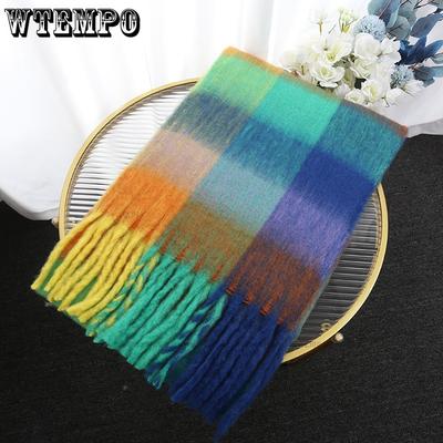 Accessori – Sciarpe e foulard