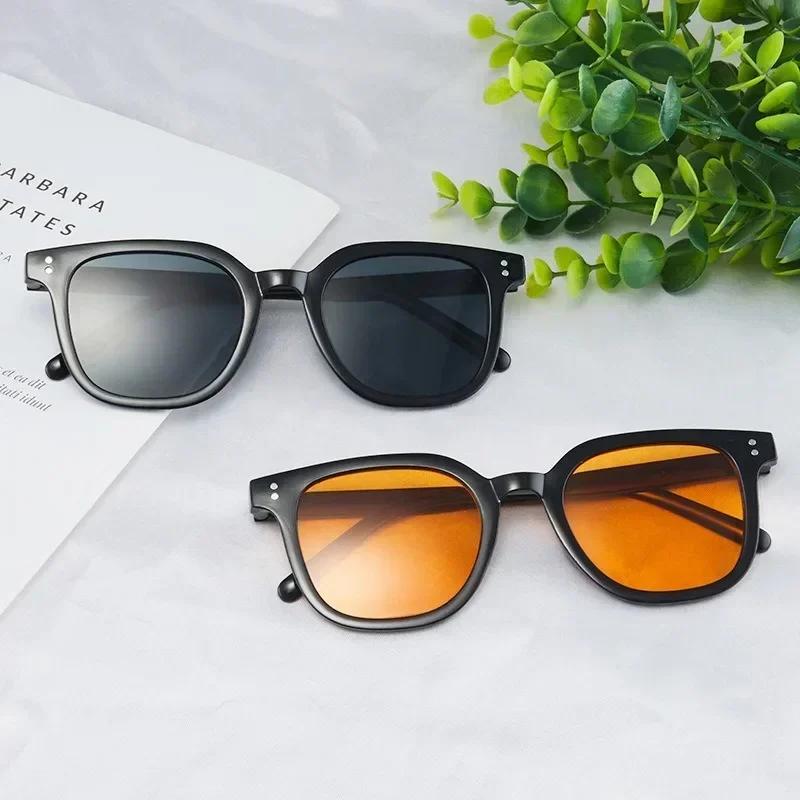 Square Sunglasses for Men Women UV400 Protection Ins Style Thick Frame Tea Color High End Yellow Semi Transparent Unisex
