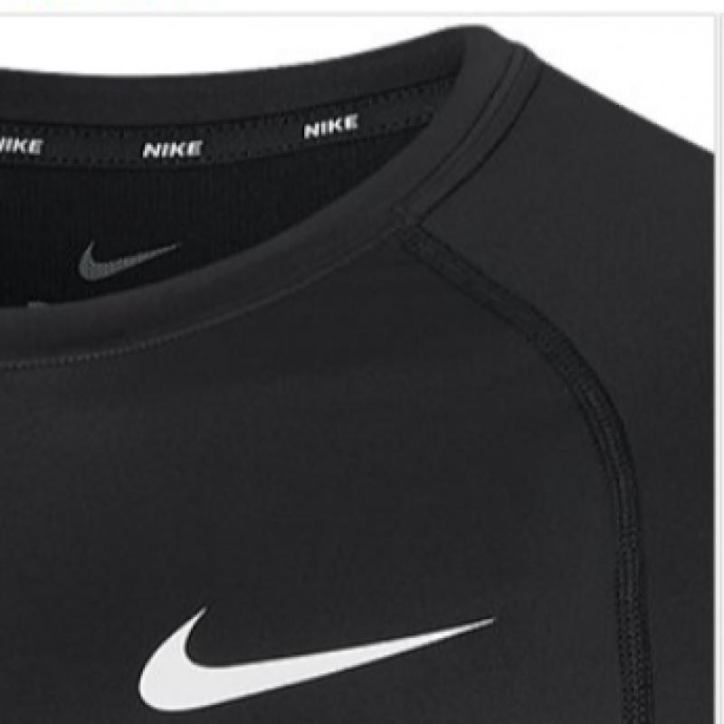 Nike Men S Long Sleeve T ShirTS collecTion Of 4