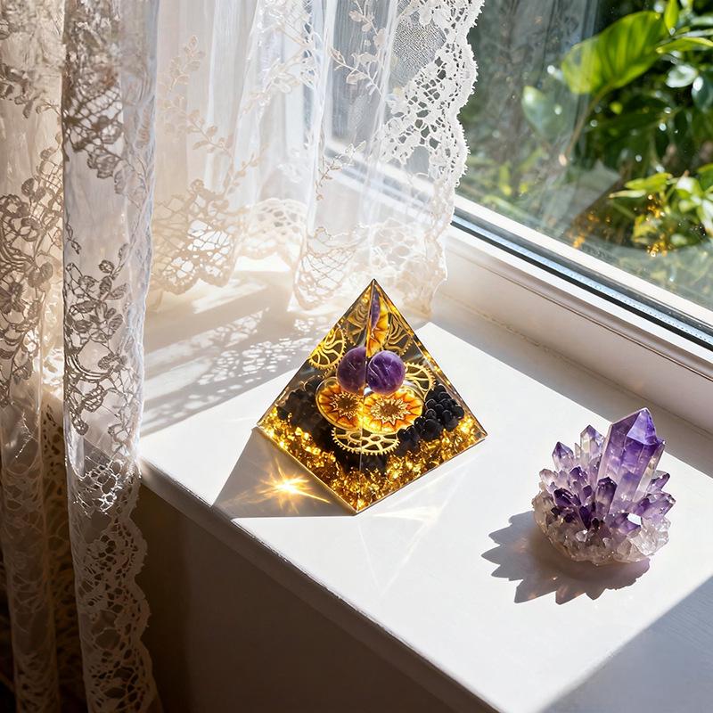 Cross-border Trade Energy Pyramid Crystal Epoxy Desktop Ornaments.