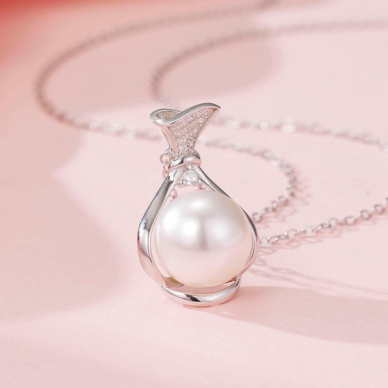 S925 Silver Australian White Shell Pearl Pendant with High Luster – Women's Niche Design, High-End DIY Accessory