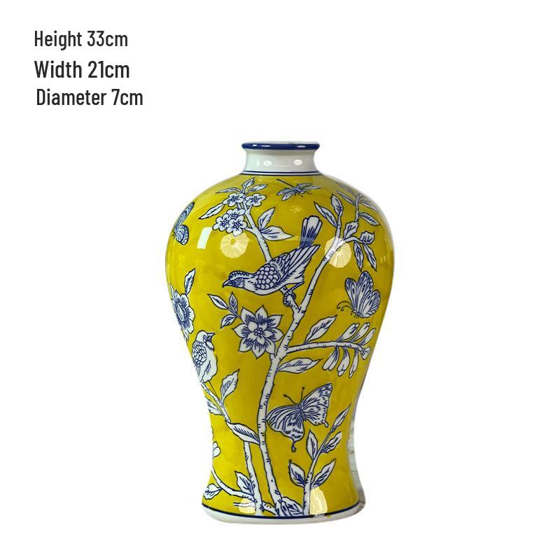 Hand-Painted Blue and White Porcelain Vase for Elegant Home or Hotel Decoration жёлтый