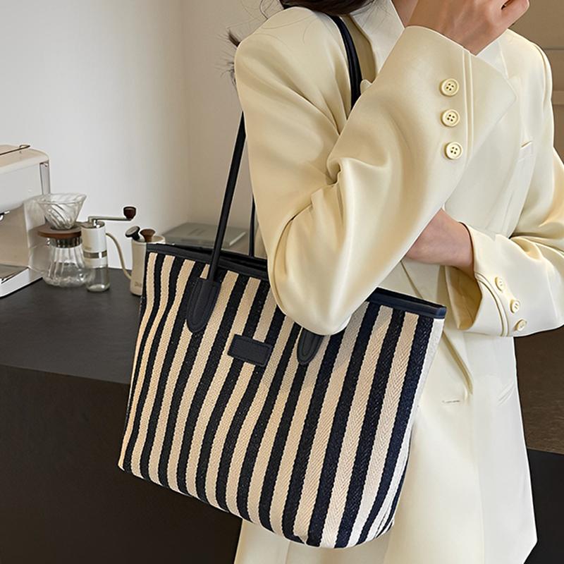 Striped Large-Capacity Casual Bag Spring And Summer Versatile Ins Foreign Style Shoulder Underarm Bag Going Out Tote Bag