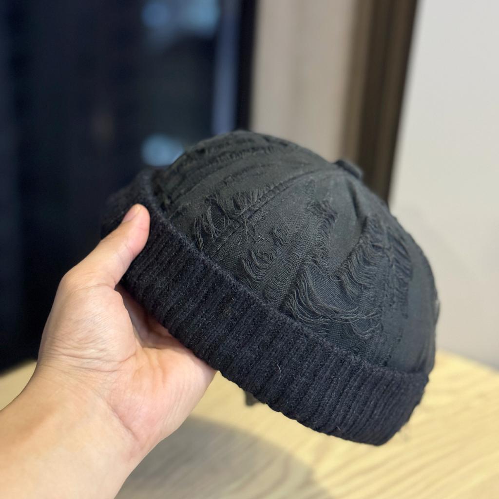 New Japanese-style Vintage Jacquard Knitted Hat for Women, Korean Version, Autumn Fashion, Versatile, Face-slimming Woolen Hat, Artist Hat