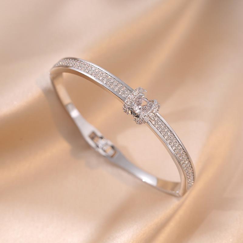 

Корейский Модный Геометрический Браслет со Стразами: Универсальный римский браслет-круг для женщин