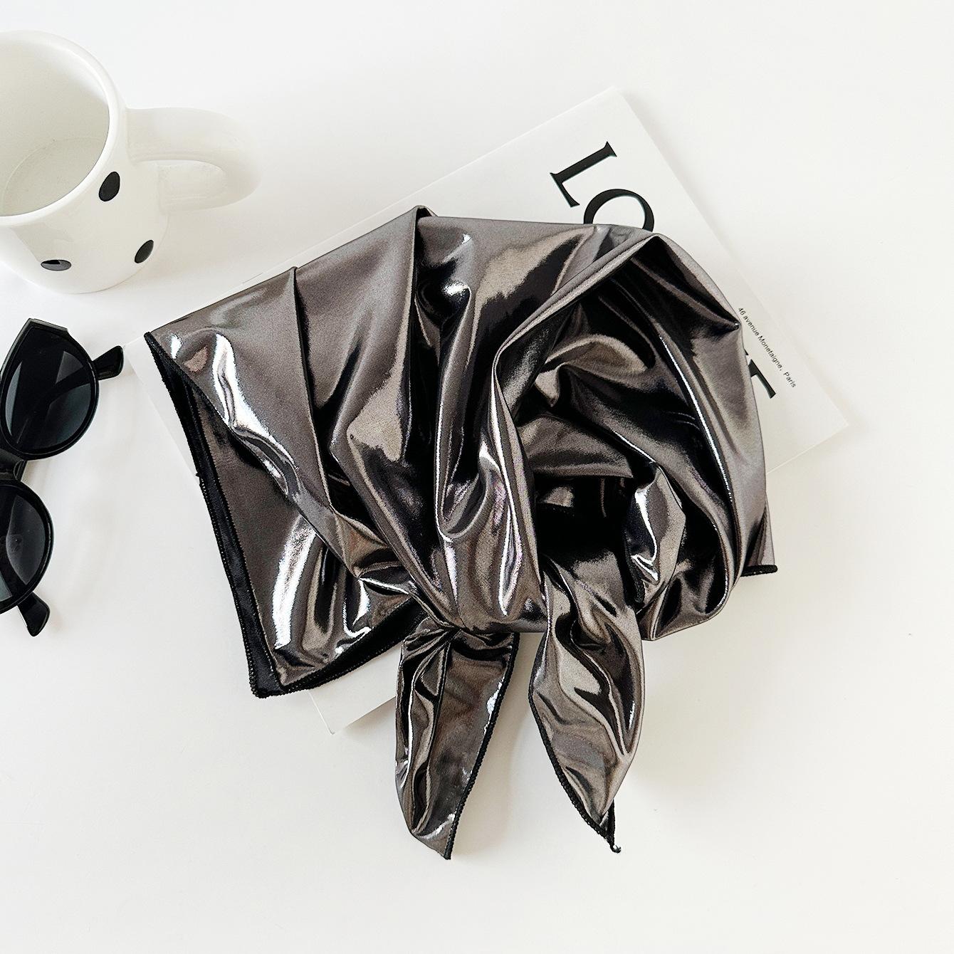 

Y2K Liquid Silver Black Headband Retro Spicy Hair Scarf Fashion Hair Shawl Wrap Square Scarf Korean Hair Band for Spice Girls чорний колір сірий