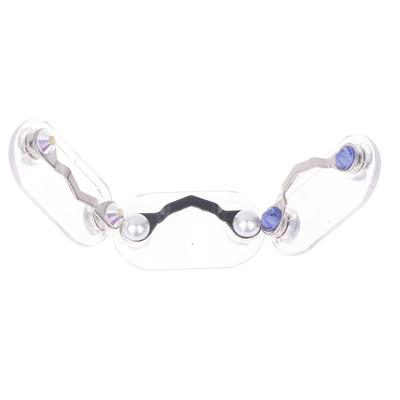 Magnetischer Brillenhalter zum Aufhängen von Broschen, Anstecknadeln in Fledermausform, Magnet-Brillen-Headset-Leitungsclips, multifunktionale tragbare Brillenschnalle