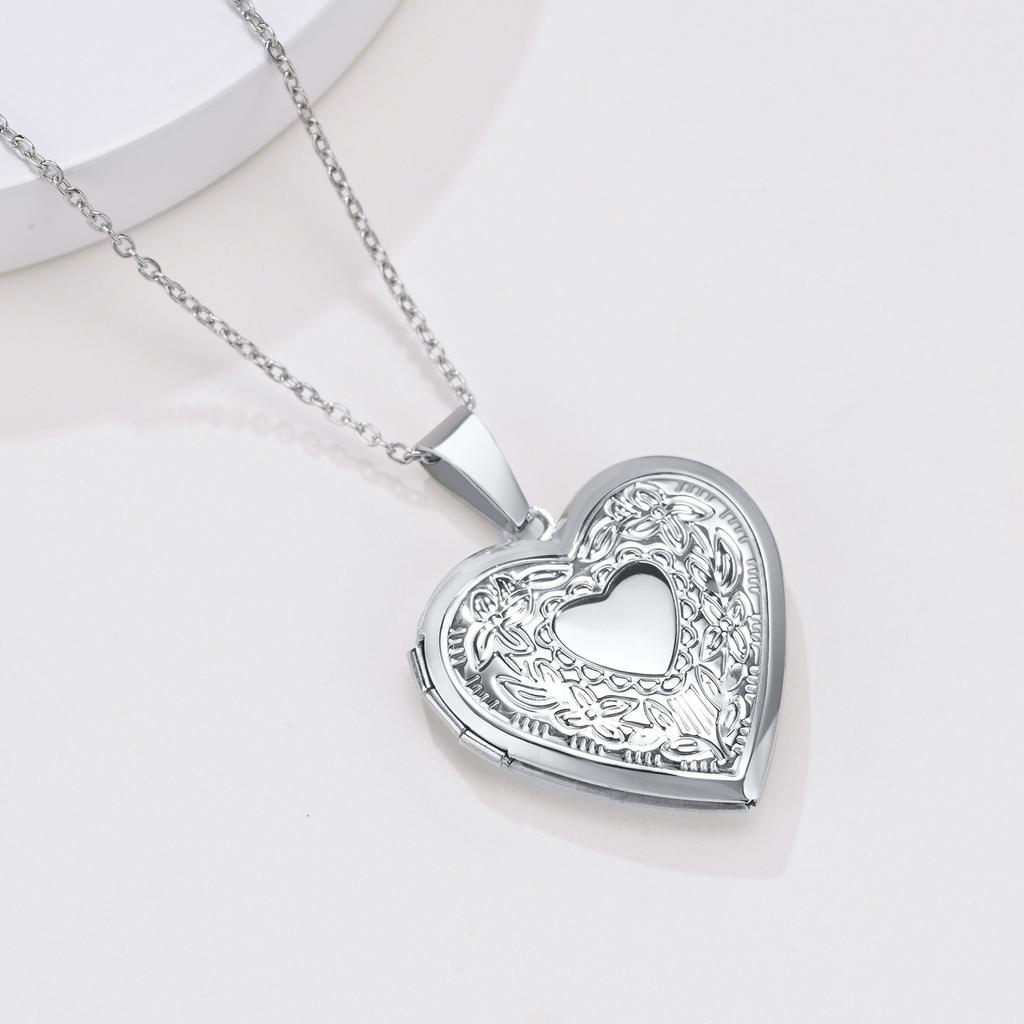 Silver Color Love Heart Photo Frame Pendant Necklace for Women Delicate Floral Oval Heart Locket Pendant  Family Love Collar