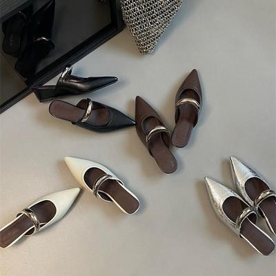 One Foot Pedal Slope Heel Pointed Head Empty Bag Head Cool Slippers 2025 New Spring and Summer French Outer Wear Fashion Cool Slippers Women