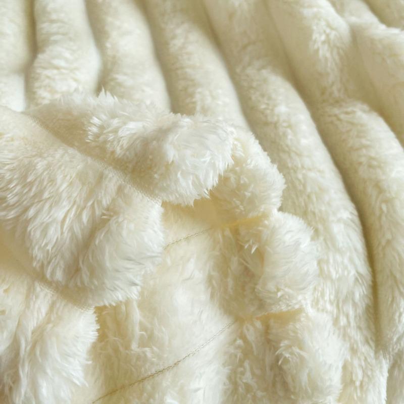Solid Color Imitate Rabbit Plush Blanket Winter Thick Soft Warm Multifunctional Blanket High Weight Flannel Office Sofa Nap Blanket