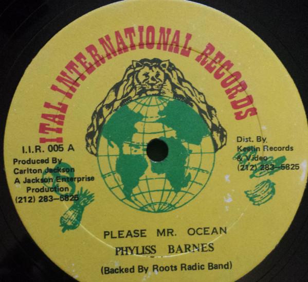 

12inch Record PHYLISS BARNES BACKED BY ROOTS RADI Please Mr. Ocean IIR005 Jamaica Reggae Ska Dub Used