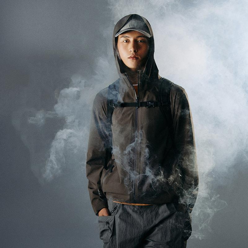 Li Ning CF Reflective Waterproof Windproof Breathable Outdoor Hooded Jacket Men Jacket Black ACFU007-1