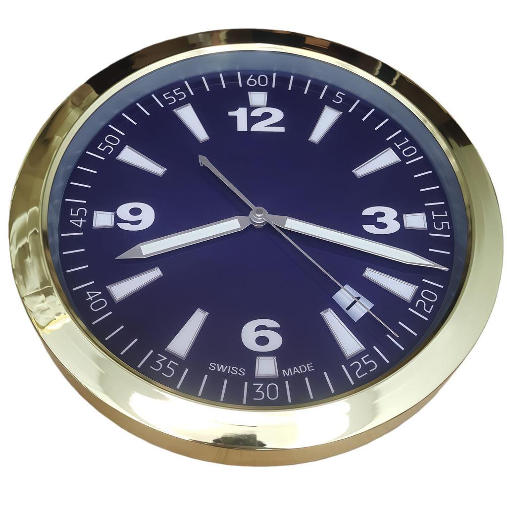 Leuchtende Lux Wandmontierte Metalluhr: Modernes Dekorationsstück für Wohnzimmer