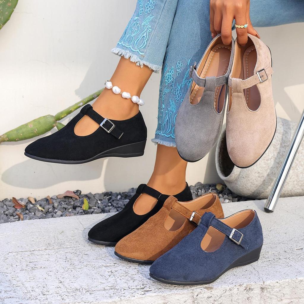 Frühling Neuer Stil Spitz zulaufende Damen-Schuhe, Große Größe Niedrig geschnittene Keilabsatz Flache Schuhe für Damen
