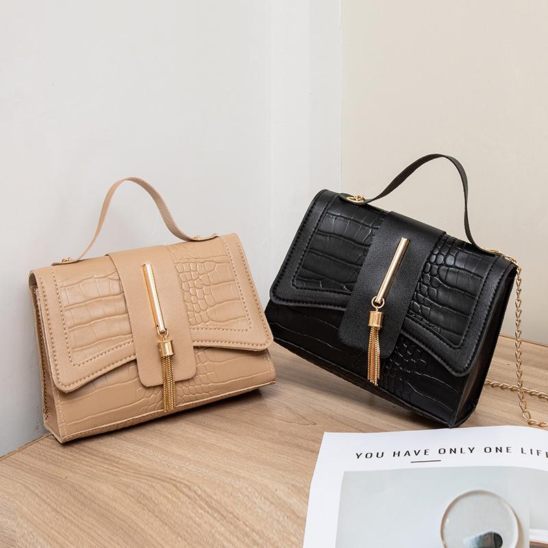 Fashi PU Leather Bags for Women Alligator Pattern Armpit Handbag Tassel Female Chain Small Underarm Messenger Bag Purse