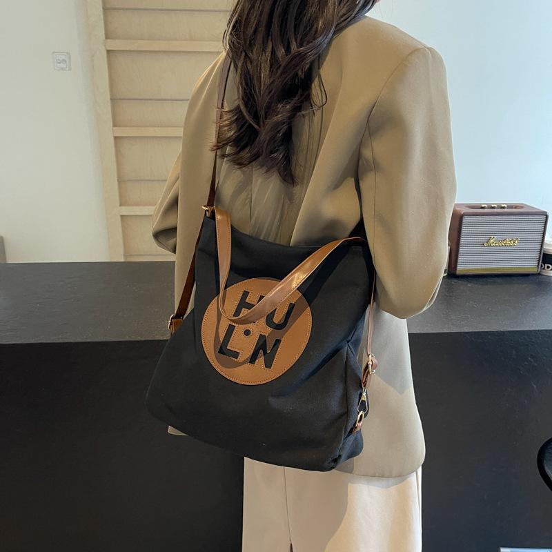 2025 new niche design commuting beautiful fashion shoulder tote bag simple foreign style underarm letter tote bag