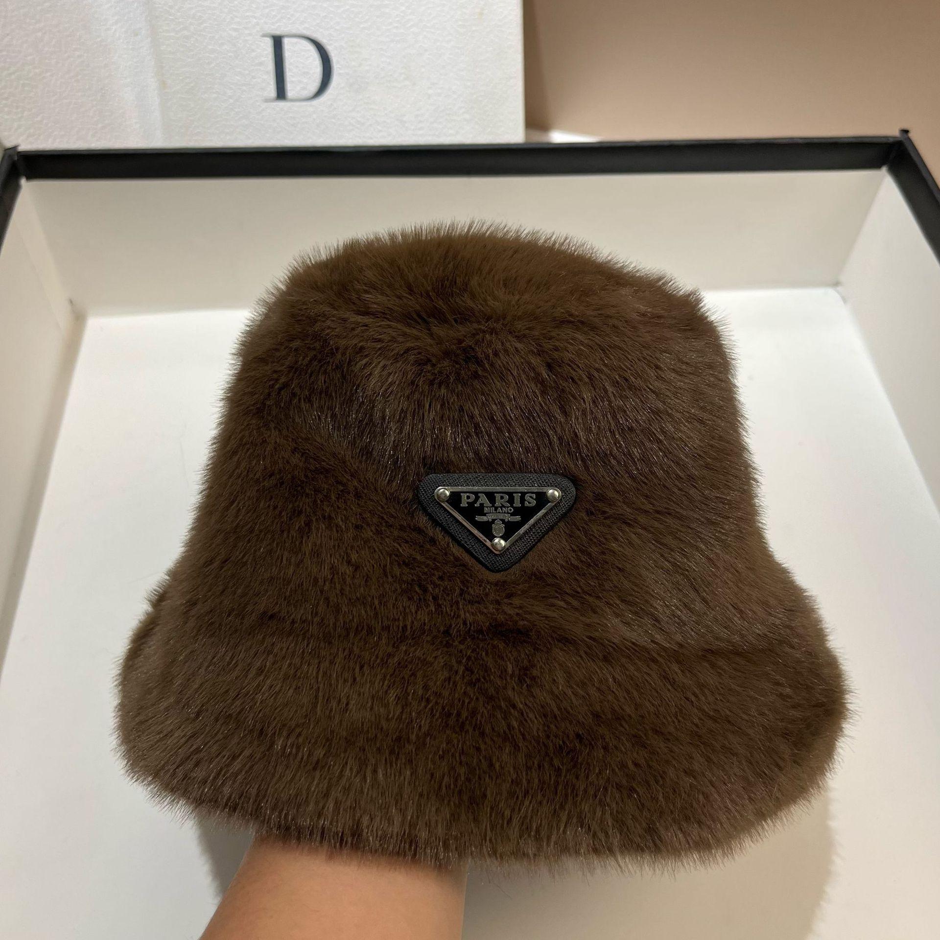 Paris Inverted Triangle Paris Fur Integrated Bucket Hat Winter Warm Plush Mink Hair Basin Hat PARIS（58-60cm） темно-коричневого